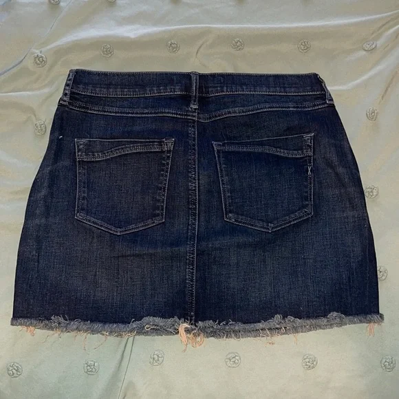 EXPRESS Denim Mini Skirt NWOT - Picture 2 of 2